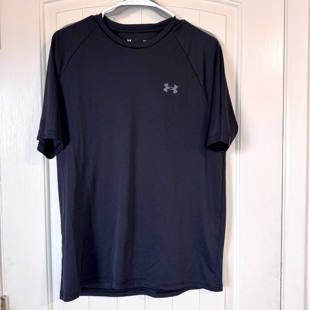 Under Armour Short Sleeve Athletic Shirt